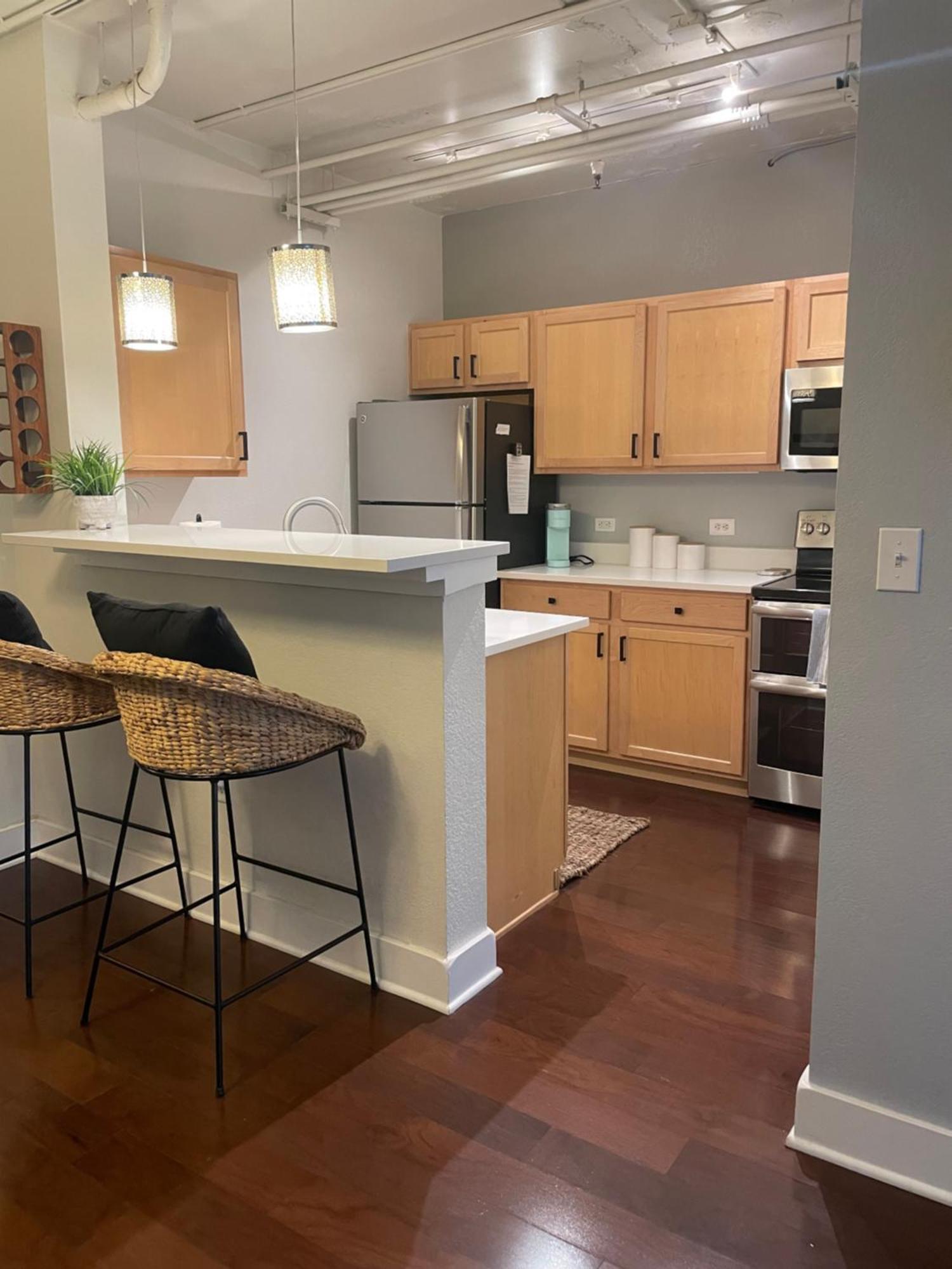 Apartment Chic 1 Bedroom Downtown *